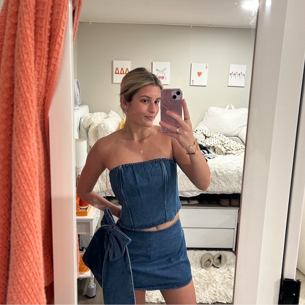 Fashion Nova Blue Denim skirt
